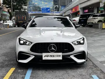 2025 Mercedes-Benz CLE AMG с пробегом 8 000 км