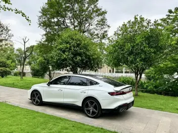 2023 MG 7 с пробегом 9 000 км