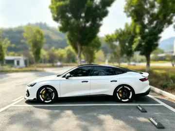 2023 MG 7 с пробегом 21 000 км