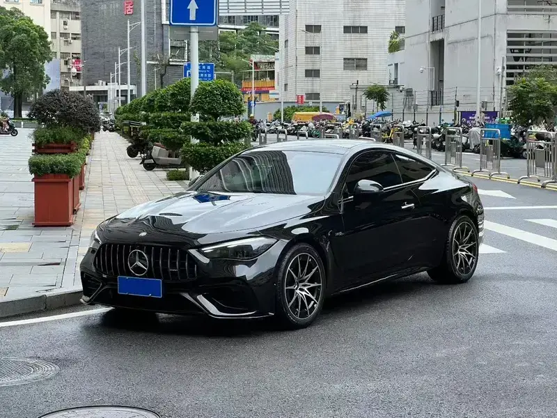 2025 Mercedes-Benz CLE AMG с пробегом 7 000 км