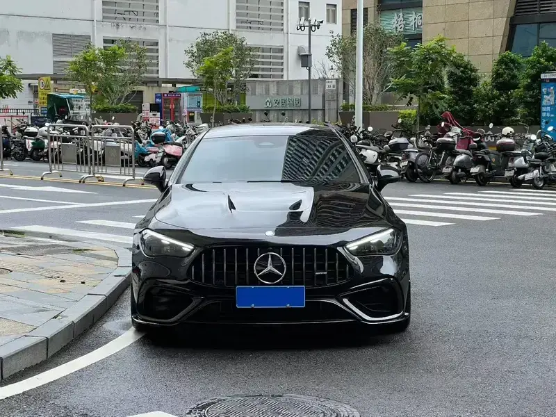 2025 Mercedes-Benz CLE AMG с пробегом 7 000 км