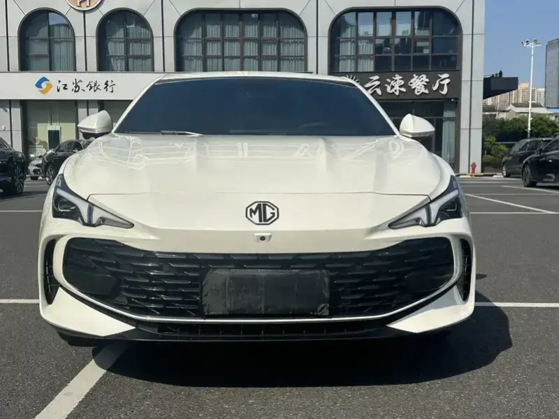 2025 MG 7 с пробегом 8 400 км