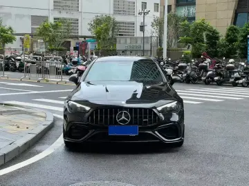 2025 Mercedes-Benz CLE AMG с пробегом 15 000 км