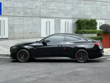 2025 Mercedes-Benz CLE AMG с пробегом 15 000 км