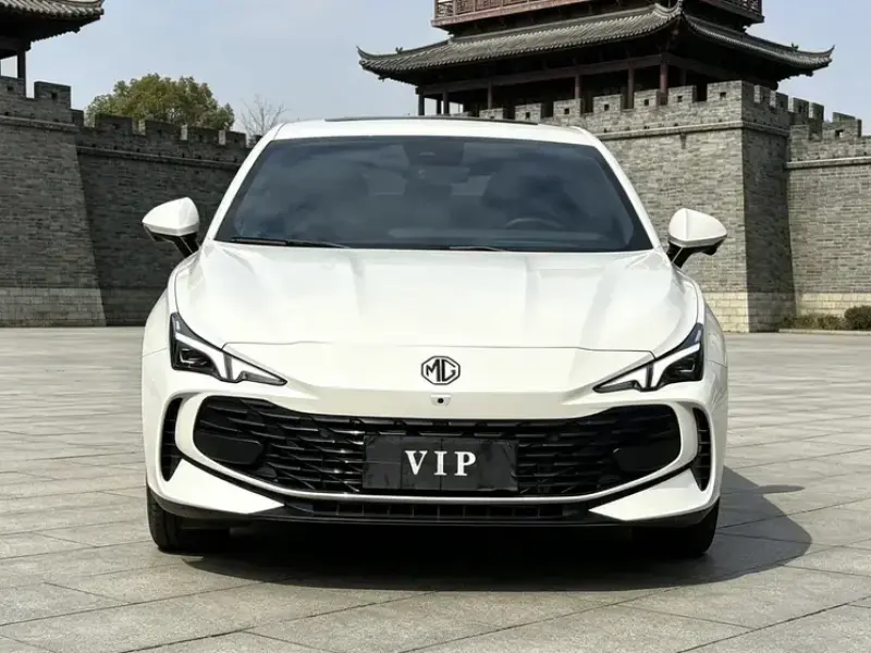 2025 MG 7 с пробегом 8 000 км