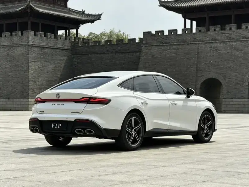 2025 MG 7 с пробегом 8 000 км