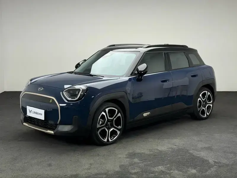 2025 Mini Aceman с пробегом 14 000 км