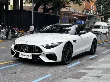 2024 Mercedes-Benz SL-Класс AMG с пробегом 10 000 км