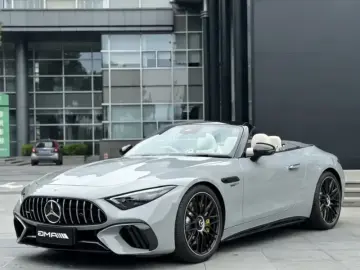 2024 Mercedes-Benz SL-Класс AMG с пробегом 10 000 км