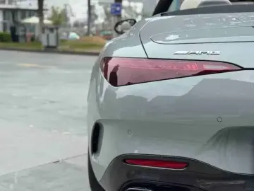 2024 Mercedes-Benz SL-Класс AMG с пробегом 10 000 км
