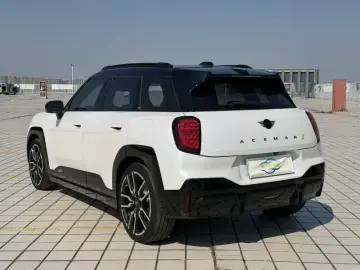 2024 Mini Aceman с пробегом 40 000 км