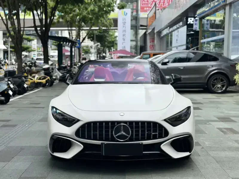 2024 Mercedes-Benz SL-Класс AMG с пробегом 10 000 км