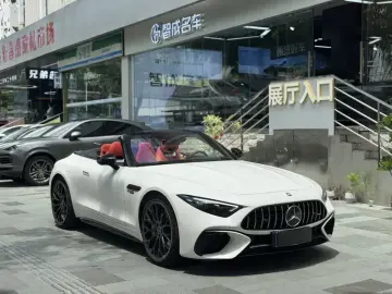2024 Mercedes-Benz SL-Класс AMG с пробегом 10 000 км