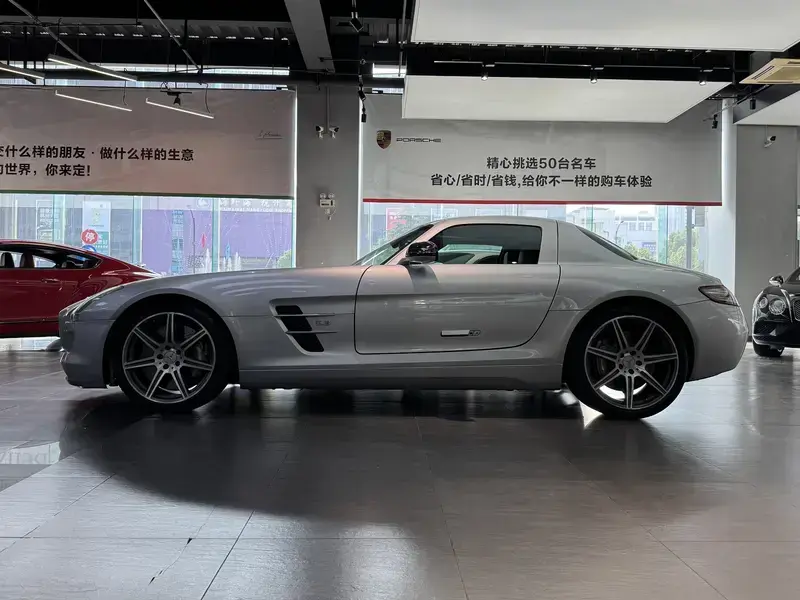 2011 Mercedes-Benz SLS AMG с пробегом 43 000 км