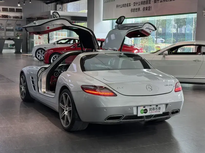 2011 Mercedes-Benz SLS AMG с пробегом 43 000 км