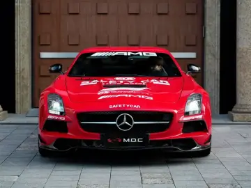 2011 Mercedes-Benz SLS AMG с пробегом 78 000 км