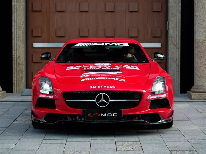 2011 Mercedes-Benz SLS AMG с пробегом 78 000 км