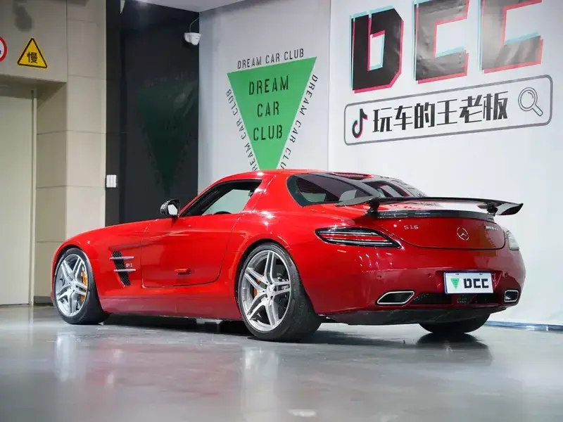 2011 Mercedes-Benz SLS AMG с пробегом 19 900 км