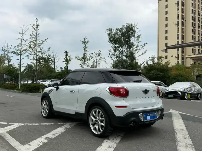 2013 Mini Paceman с пробегом 92 900 км
