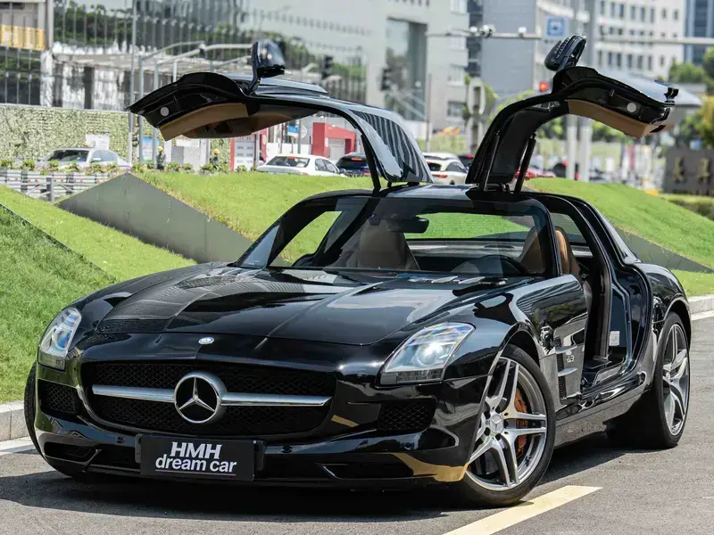 2011 Mercedes-Benz SLS AMG с пробегом 25 000 км