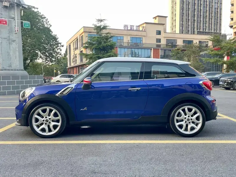 2013 Mini Paceman с пробегом 128 000 км