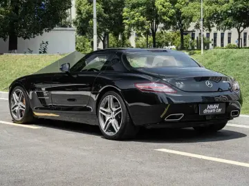 2011 Mercedes-Benz SLS AMG с пробегом 25 000 км