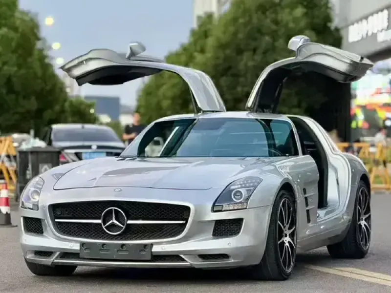 2011 Mercedes-Benz SLS AMG с пробегом 90 000 км