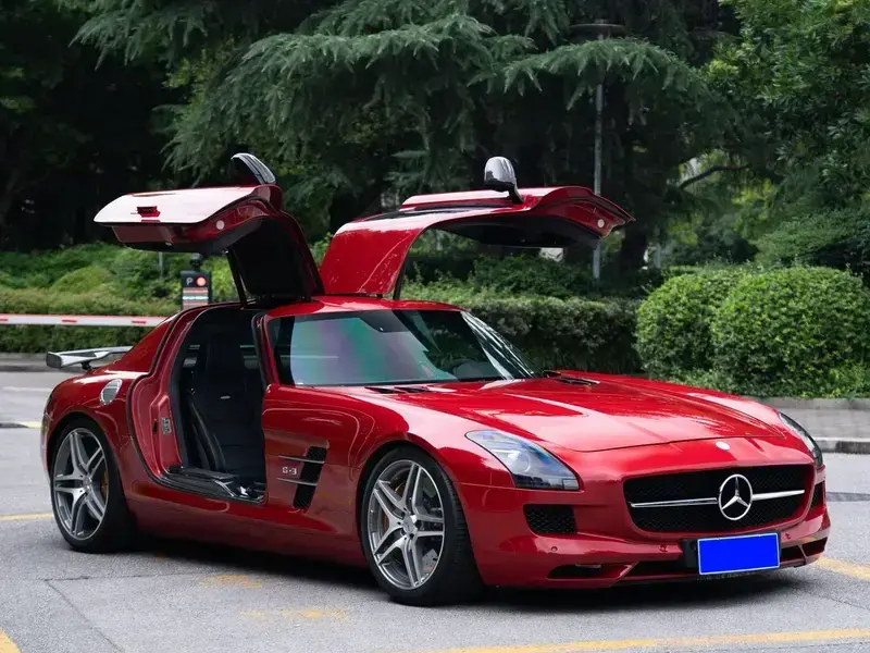 2011 Mercedes-Benz SLS AMG с пробегом 19 000 км