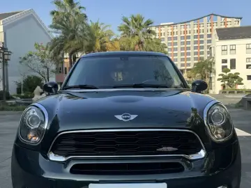 2013 Mini Paceman с пробегом 110 000 км