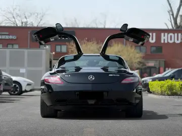 2011 Mercedes-Benz SLS AMG с пробегом 50 000 км