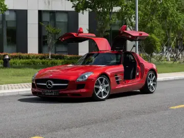 2011 Mercedes-Benz SLS AMG с пробегом 7 000 км