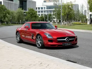 2011 Mercedes-Benz SLS AMG с пробегом 7 000 км