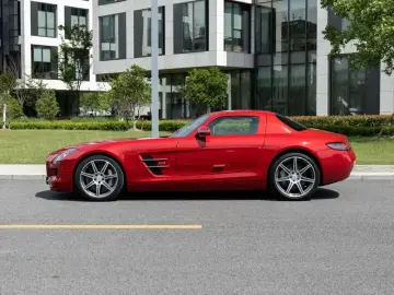2011 Mercedes-Benz SLS AMG с пробегом 7 000 км