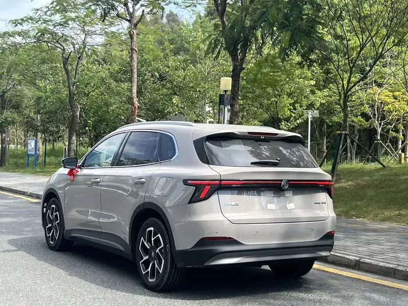 2026 MG 4X с пробегом 100 км