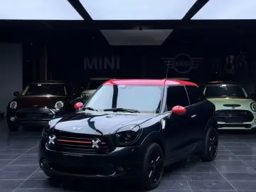 Mini Paceman