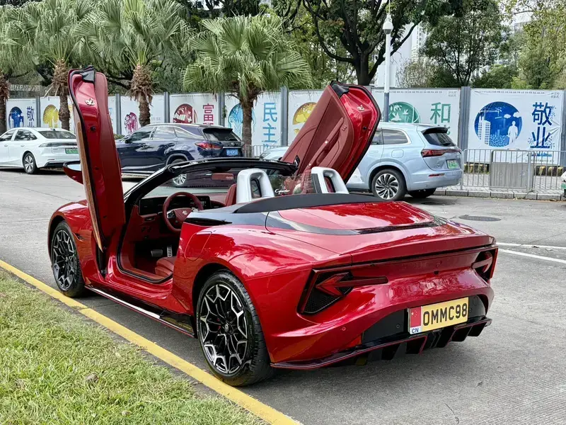 2024 MG Cyberster с пробегом 19 000 км