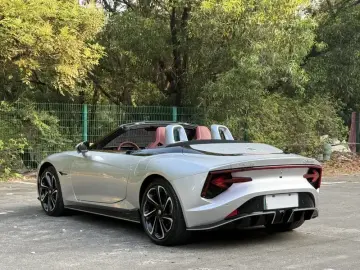 2024 MG Cyberster с пробегом 31 000 км