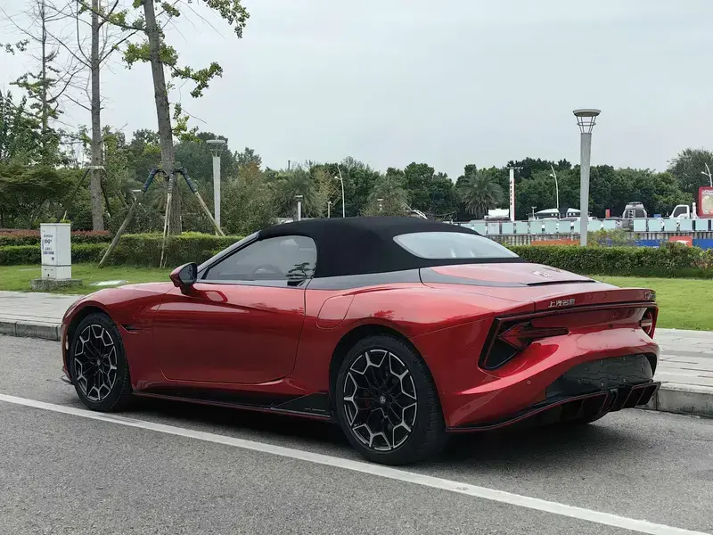 2024 MG Cyberster с пробегом 32 000 км