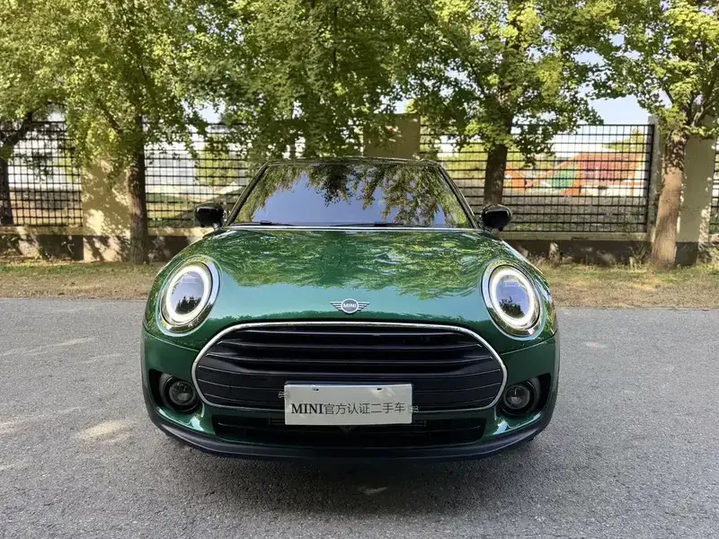 2023 Mini Clubman с пробегом 10 000 км