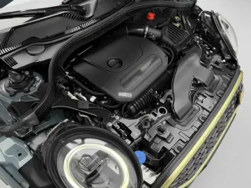 2022 Mini Clubman с пробегом 21 000 км
