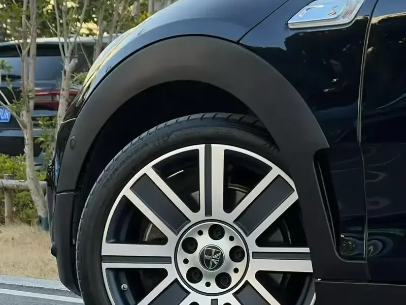 2021 Mini Clubman с пробегом 32 000 км