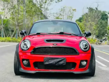2012 Mini Coupe с пробегом 70 000 км