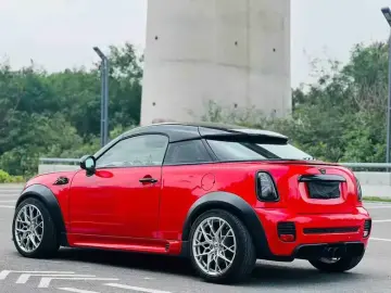 2012 Mini Coupe с пробегом 70 000 км