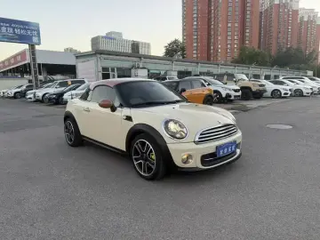 2012 Mini Coupe с пробегом 118 000 км
