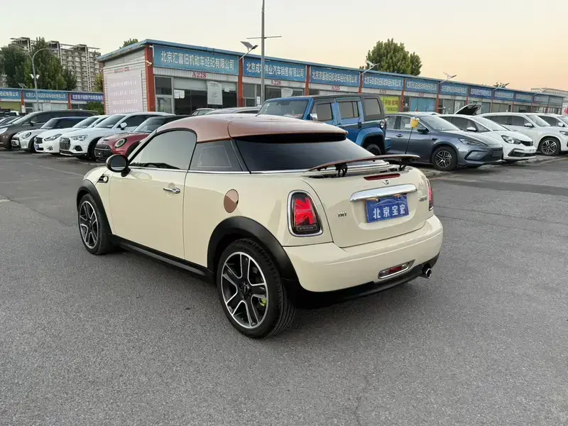 2012 Mini Coupe с пробегом 118 000 км