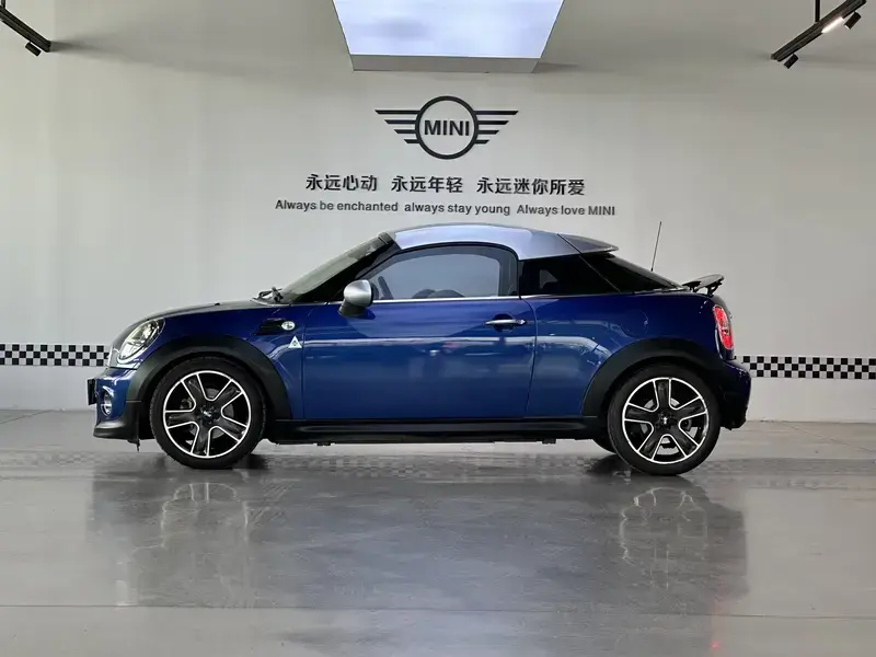 2012 Mini Coupe с пробегом 79 000 км