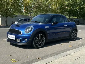Mini Coupe