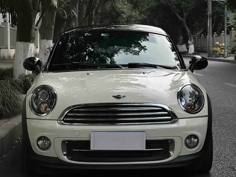 2012 Mini Coupe с пробегом 80 000 км