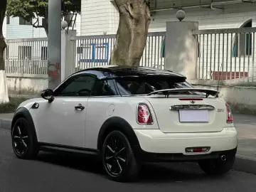 2012 Mini Coupe с пробегом 80 000 км