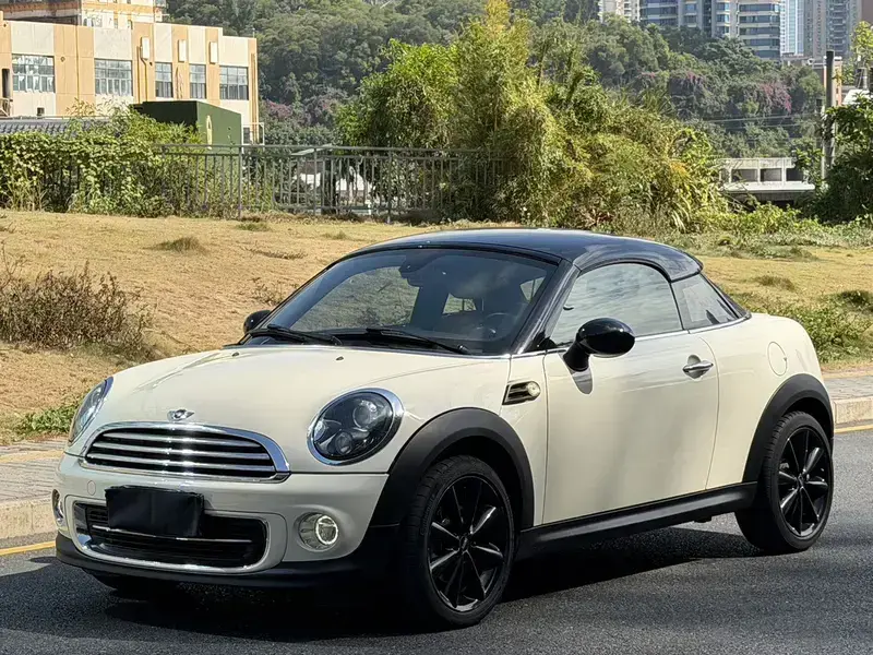2012 Mini Coupe с пробегом 85 000 км